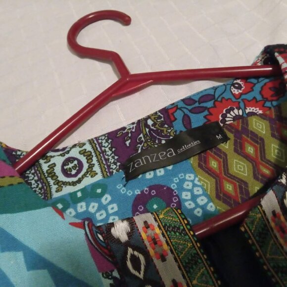 Vintage quilted cardigan for women - Ethnic style - Floral print - Long sleeves - Picture 11 of 16